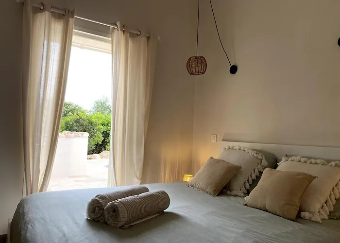 Villa Vecchio, Calme Avec Piscine *