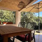 Vecchio, Calme Avec Piscine Villa Porto-Vecchio (Corsica)