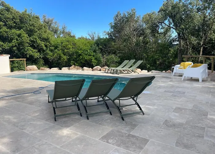 Vecchio, Calme Avec Piscine Villa *