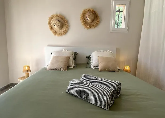 Villa Vecchio, Calme Avec Piscine