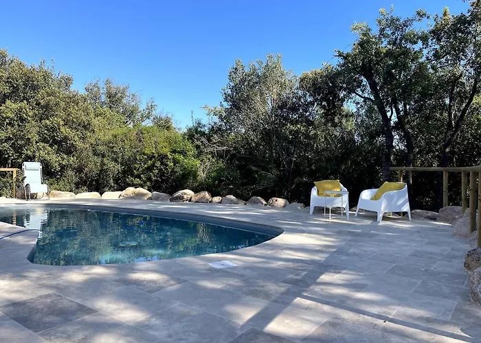 Vecchio, Calme Avec Piscine Porto Vecchio