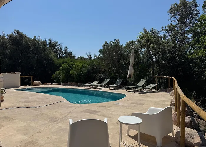 Vecchio, Calme Avec Piscine Villa