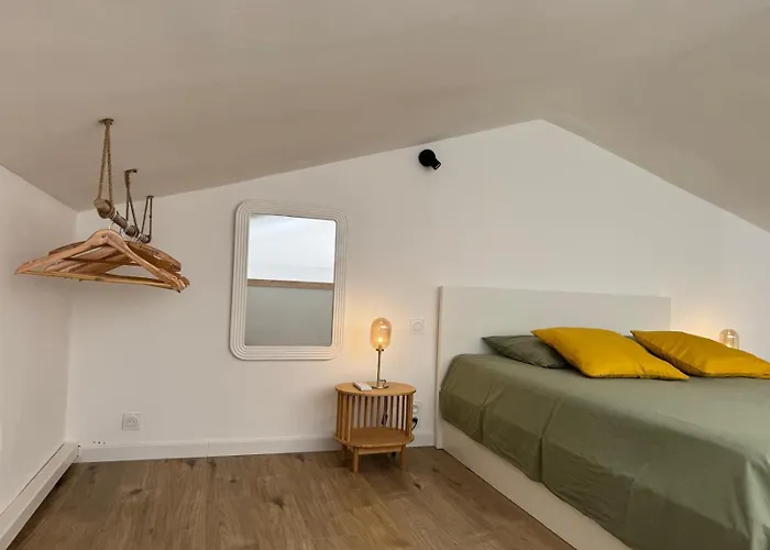 Vecchio, Calme Avec Piscine Villa Porto-Vecchio (Corsica)